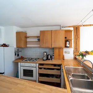  Apartment Idylle Am - Idyllisch Auf Der Insel Mit Balkon Und Seesicht Und Direkter Seelage